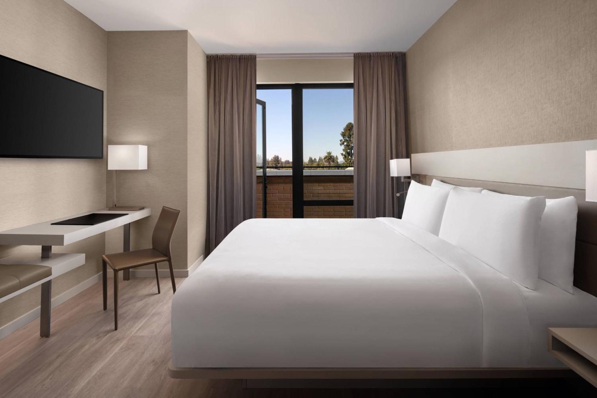 Ac Hotel By Marriott Santa Rosa Sonoma Wine Country Exteriör bild